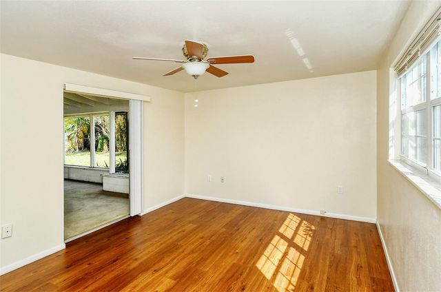 3137 LOCKWOOD TERRACE, Sarasota, FL 34231