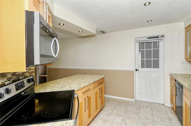 3137 LOCKWOOD TERRACE, Sarasota, FL 34231