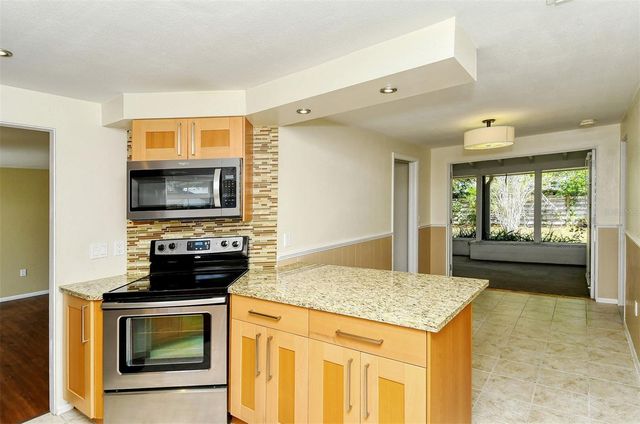 3137 LOCKWOOD TERRACE, Sarasota, FL 34231