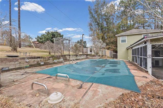 215 Arrosser Drive, Saraland, AL 36571