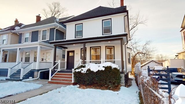 85 Brighton Ave, East Orange City, NJ 07017