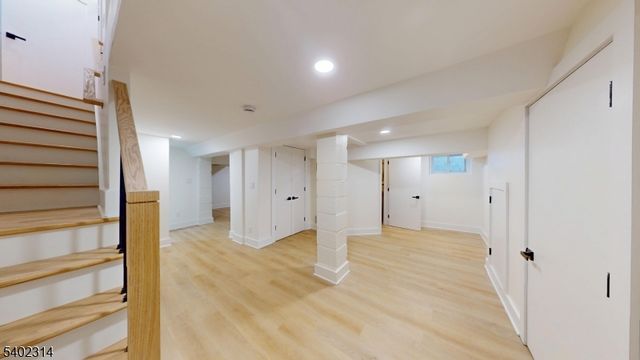 85 Brighton Ave, East Orange City, NJ 07017