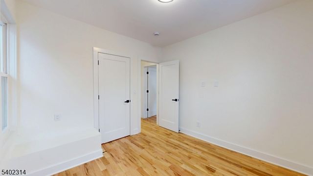 85 Brighton Ave, East Orange City, NJ 07017