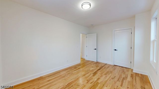 85 Brighton Ave, East Orange City, NJ 07017