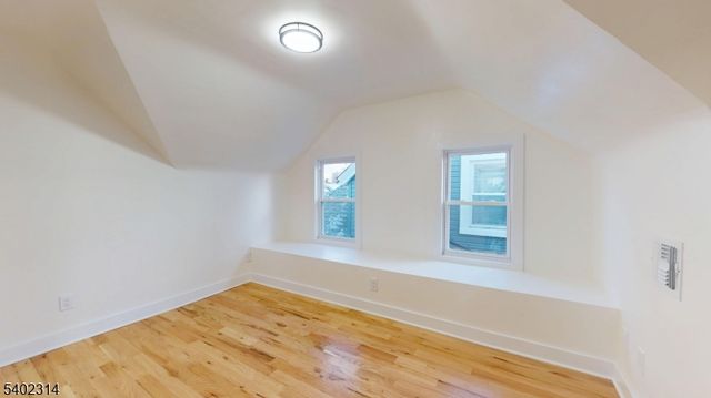 85 Brighton Ave, East Orange City, NJ 07017