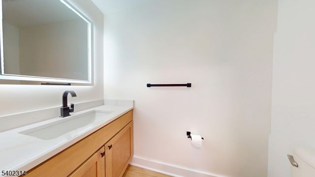 85 Brighton Ave, East Orange City, NJ 07017