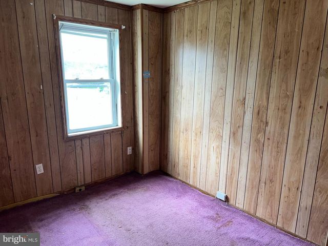 126 SOLLERS POINT RD, Baltimore, MD 21222