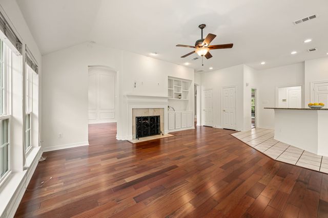 1306 Normandy Drive, Southlake, TX 76092