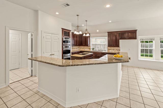 1306 Normandy Drive, Southlake, TX 76092