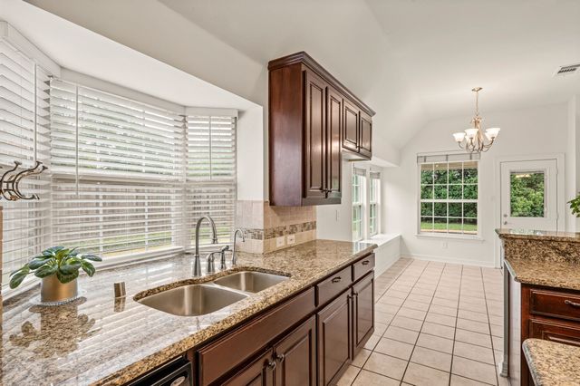 1306 Normandy Drive, Southlake, TX 76092
