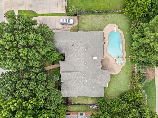 1306 Normandy Drive, Southlake, TX 76092