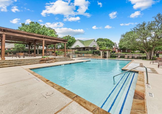 1306 Normandy Drive, Southlake, TX 76092