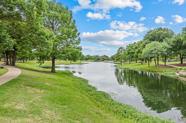 1306 Normandy Drive, Southlake, TX 76092