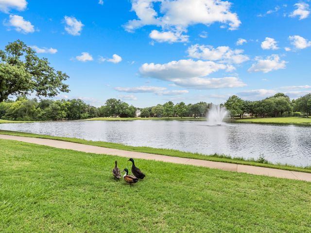 1306 Normandy Drive, Southlake, TX 76092