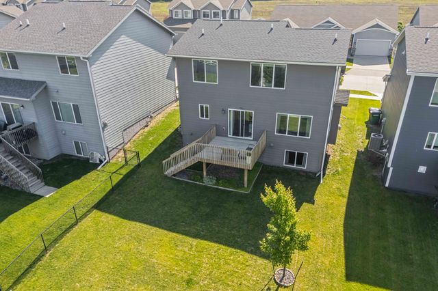 2000 NE Heritage Drive, Grimes, IA 50111