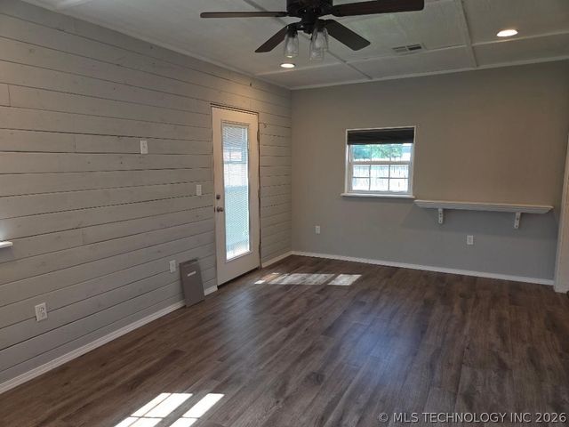 77 Dogwood Trail, Eufaula, OK 74432
