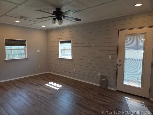 77 Dogwood Trail, Eufaula, OK 74432