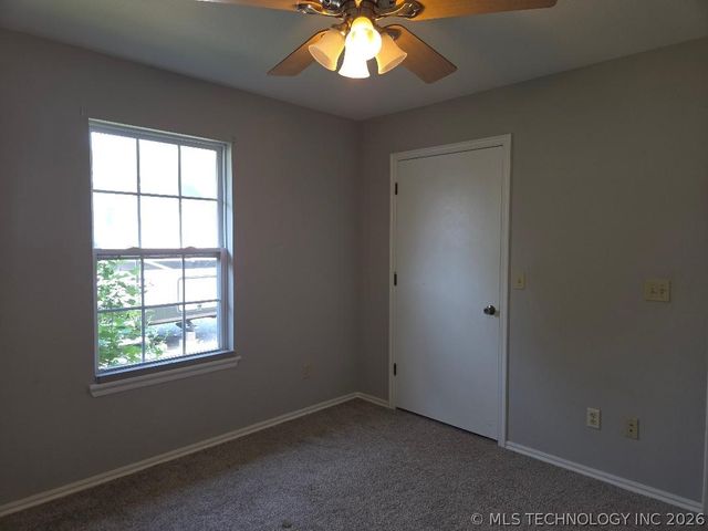 77 Dogwood Trail, Eufaula, OK 74432