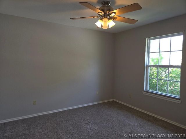 77 Dogwood Trail, Eufaula, OK 74432