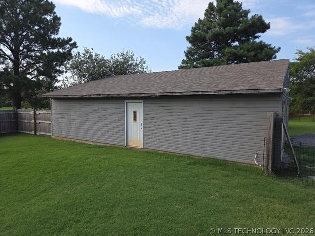 77 Dogwood Trail, Eufaula, OK 74432