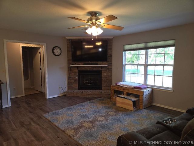 77 Dogwood Trail, Eufaula, OK 74432