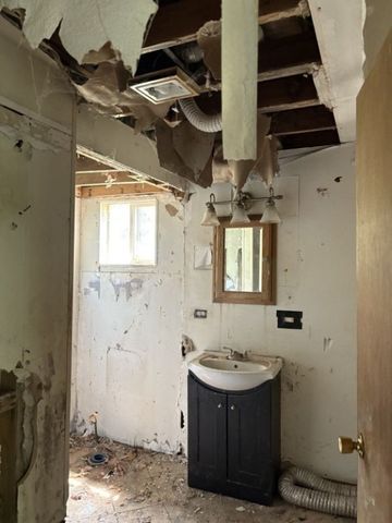 582 Curran Road, Manchester, NY 14548