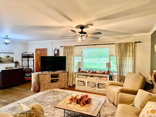 104 Sunset Drive, Clinton, MS 39056