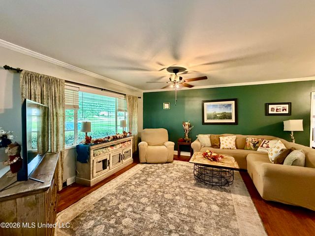 104 Sunset Drive, Clinton, MS 39056
