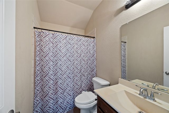 1048 Mercury Drive, Lavon, TX 75166