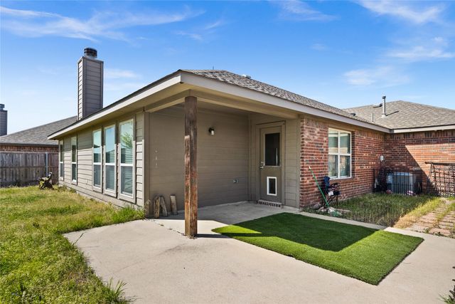 1048 Mercury Drive, Lavon, TX 75166