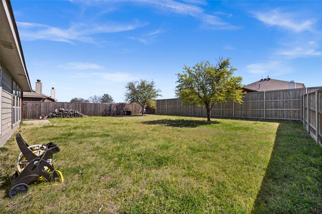 1048 Mercury Drive, Lavon, TX 75166
