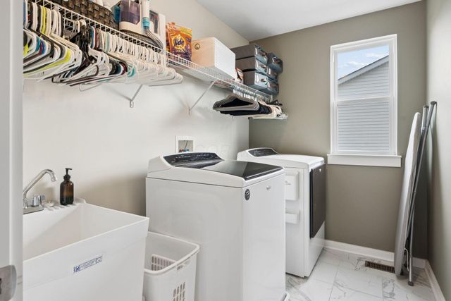 1153 Sunbury Meadows Drive, Sunbury, OH 43074