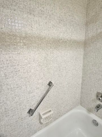 2840 SW 13th Street 103, Delray Beach, FL 33445