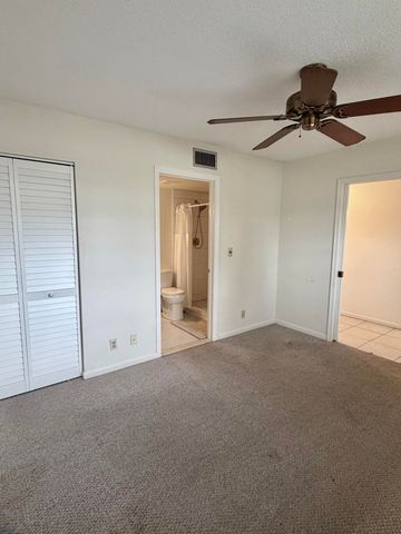 2840 SW 13th Street 103, Delray Beach, FL 33445