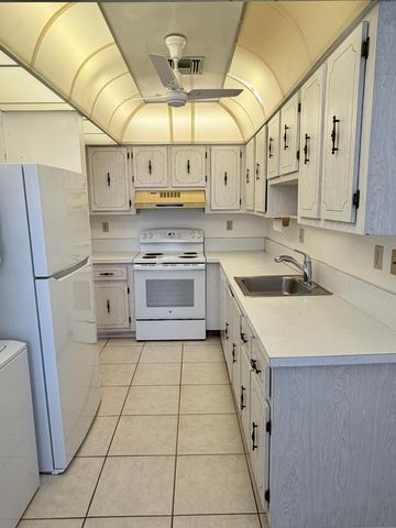 2840 SW 13th Street 103, Delray Beach, FL 33445