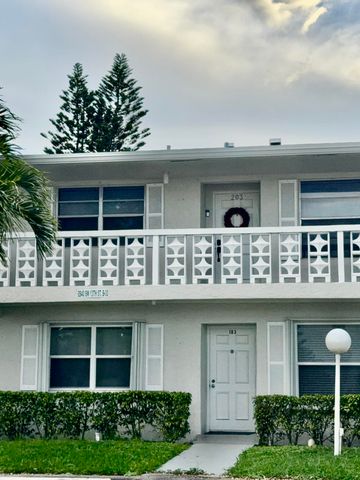 2840 SW 13th Street 103, Delray Beach, FL 33445