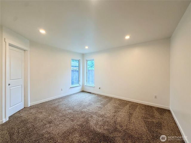 1034 S 74th Street, Tacoma, WA 98408