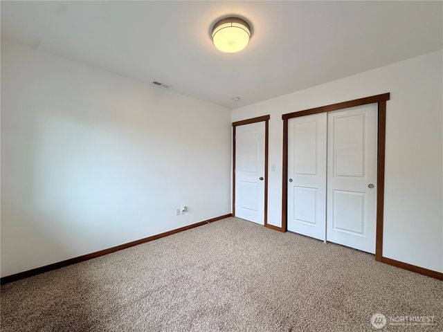 1034 S 74th Street, Tacoma, WA 98408