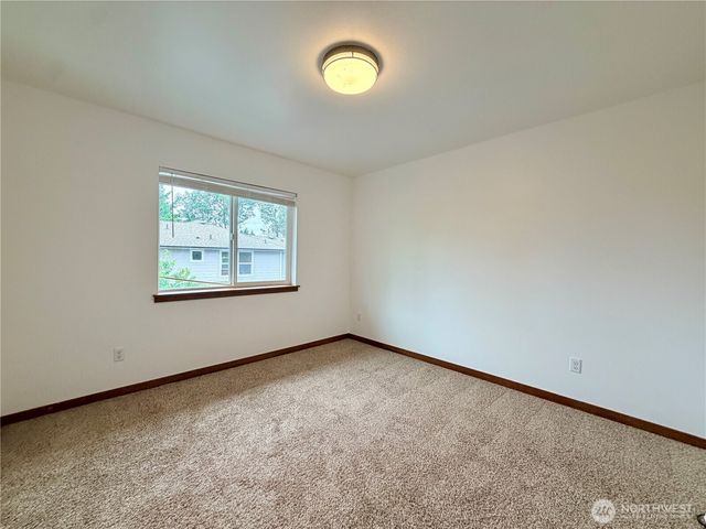 1034 S 74th Street, Tacoma, WA 98408