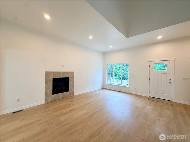 1034 S 74th Street, Tacoma, WA 98408
