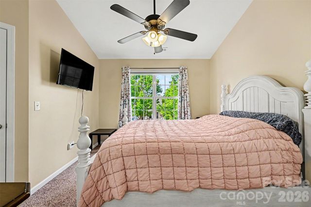 1033 Woodglen Lane, Matthews, NC 28104