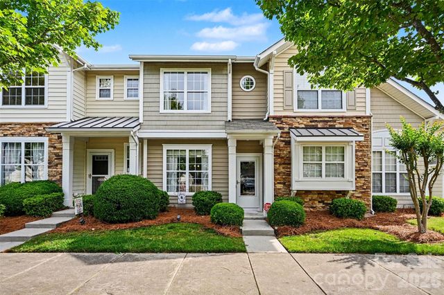 1033 Woodglen Lane, Matthews, NC 28104