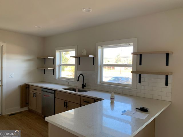 5085 Lake Drive, Forest Park, GA 30297