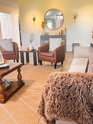 3290 SW Island Way, Palm City, FL 34990