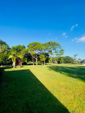 3290 SW Island Way, Palm City, FL 34990