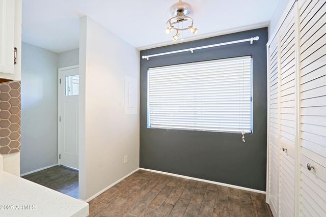 2615 N HAYDEN Road 103, Scottsdale, AZ 85257