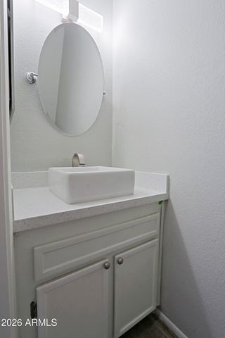 2615 N HAYDEN Road 103, Scottsdale, AZ 85257