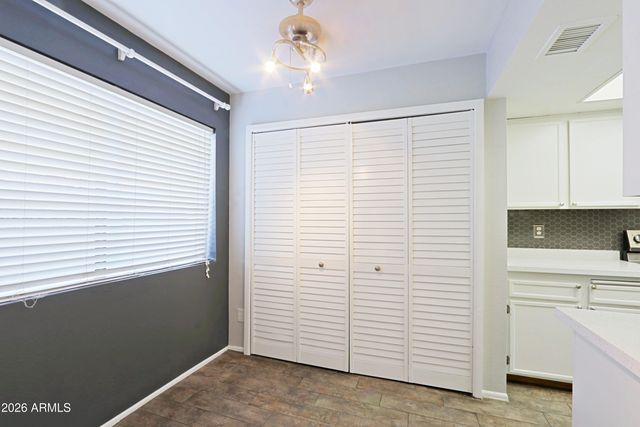 2615 N HAYDEN Road 103, Scottsdale, AZ 85257