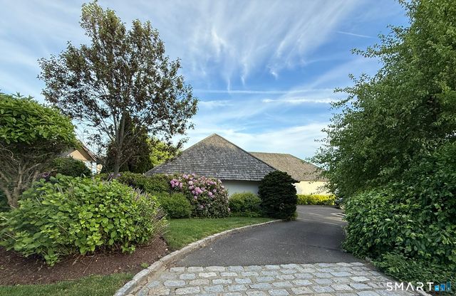 125 Battery Park Drive, Bridgeport, CT 06605