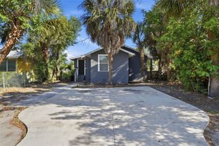 2717 13TH AVENUE S, St Petersburg, FL 33712